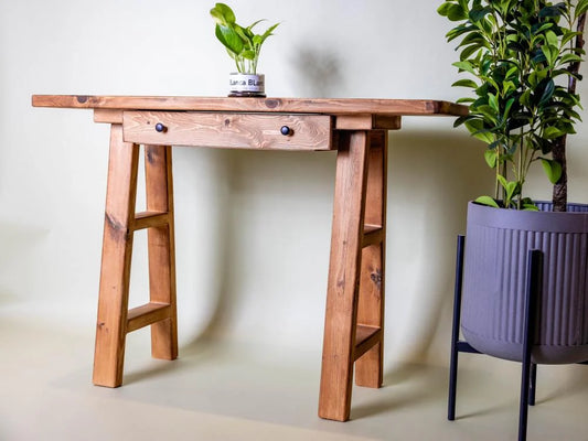 Wooden coffee corner with Drawer