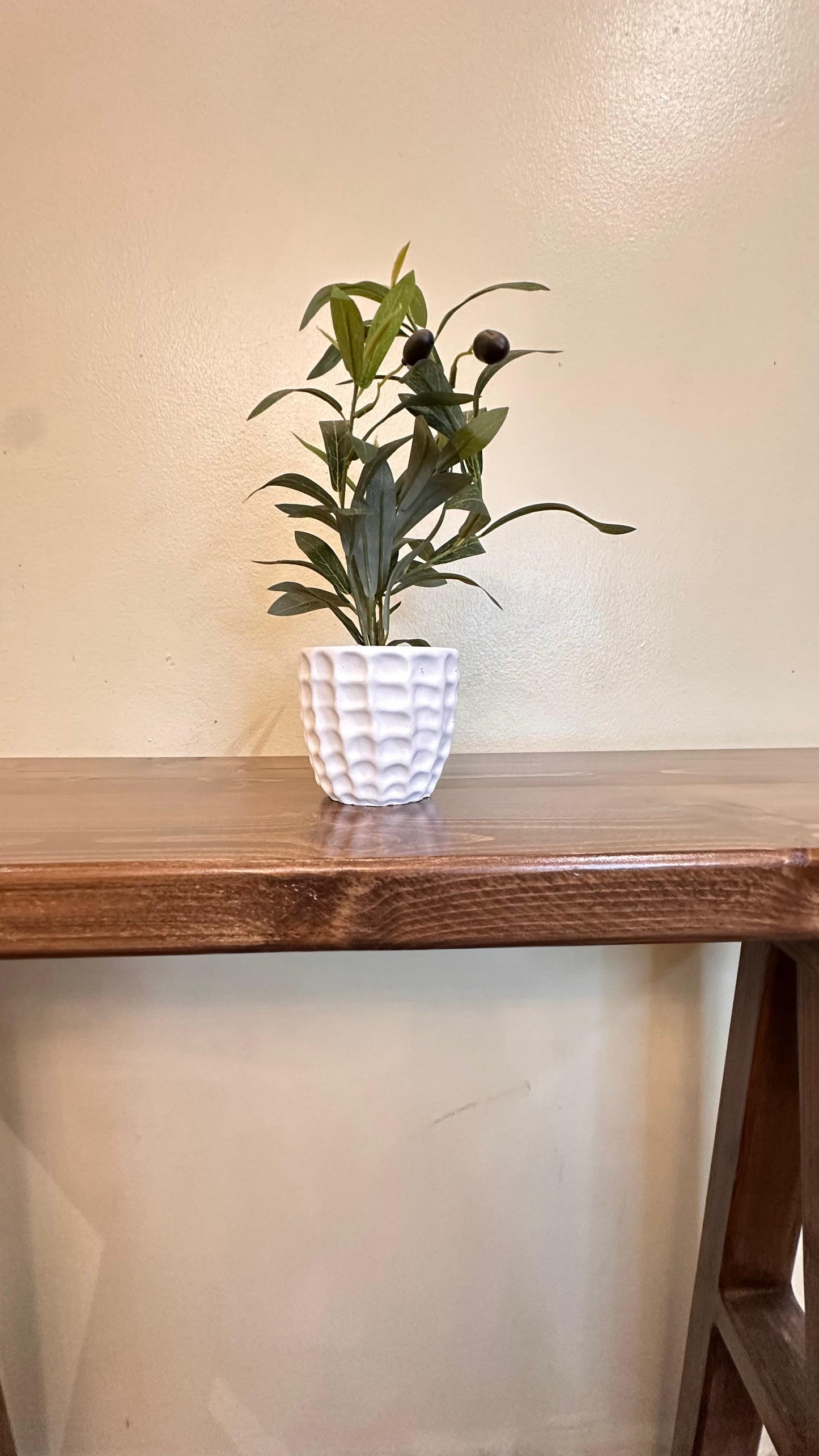 Modern coffee corner table