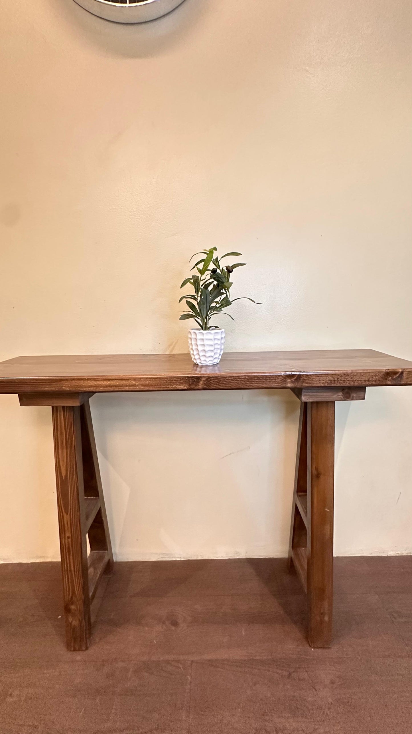 Modern coffee corner table