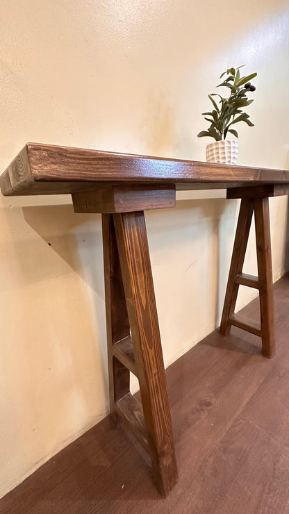 Modern coffee corner table