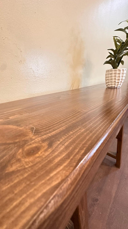 Modern coffee corner table