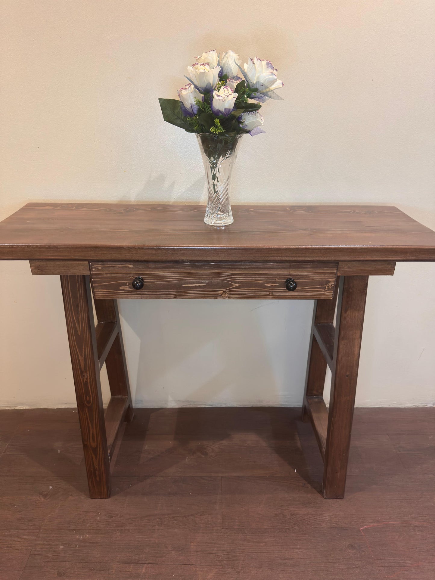 Wooden coffee corner with Drawer