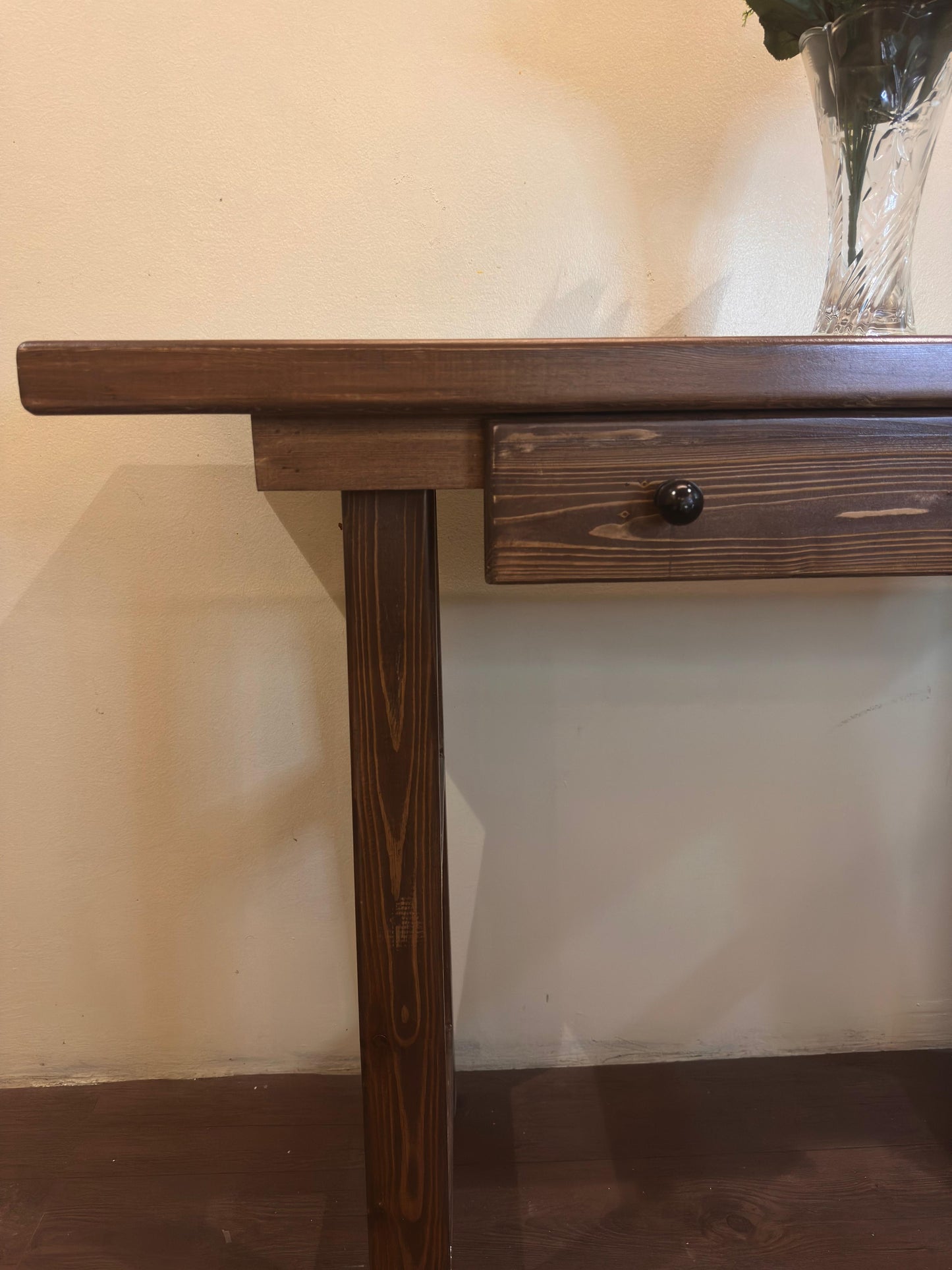 Wooden coffee corner with Drawer