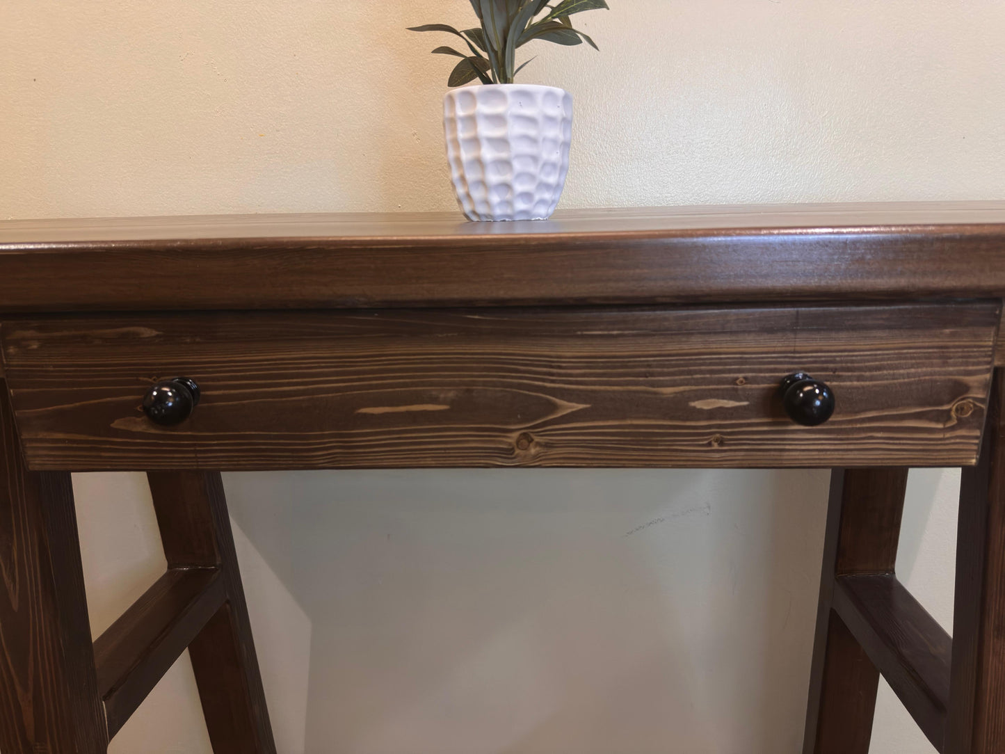 Wooden coffee corner with Drawer