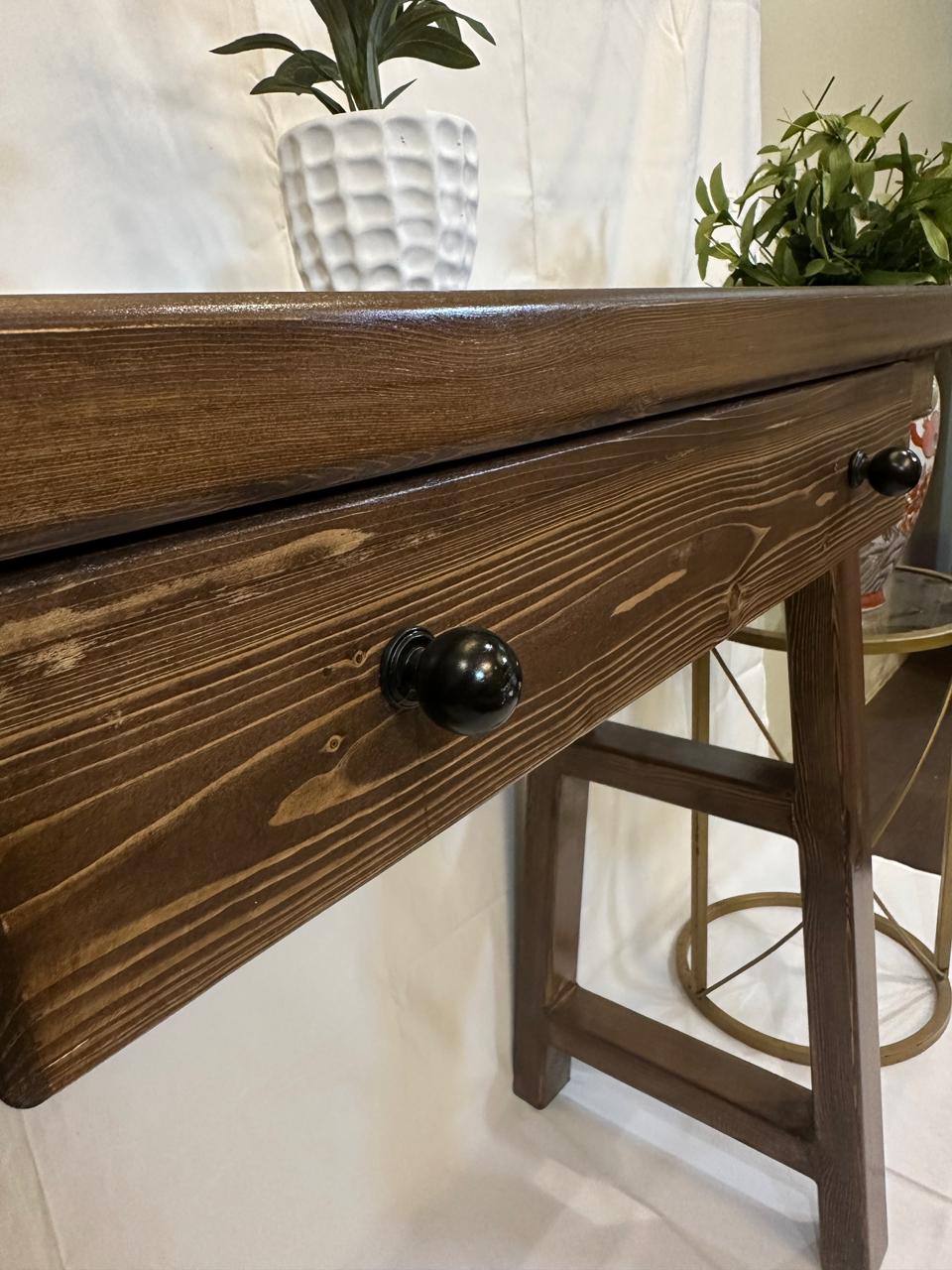 Wooden coffee corner with Drawer